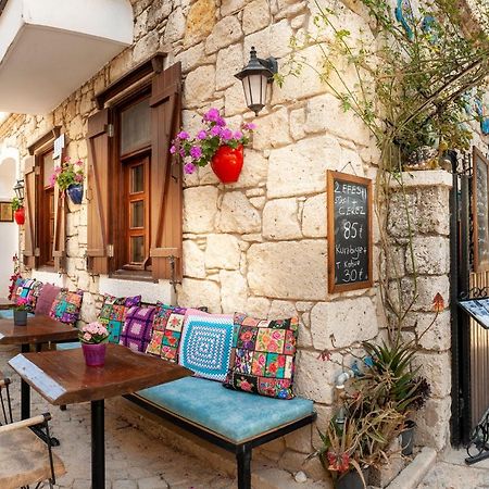 Flores Hotel Алачати Экстерьер фото