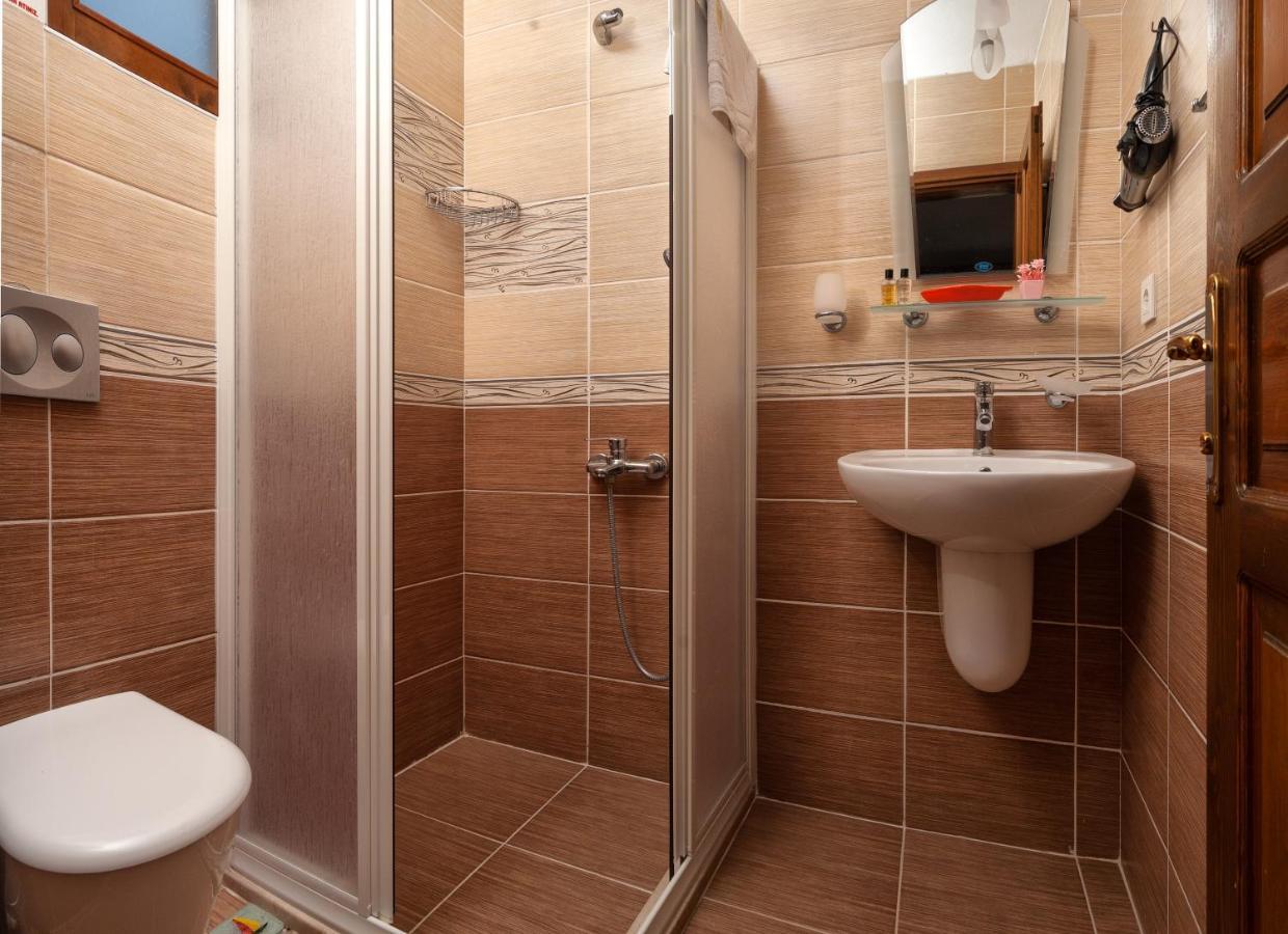 Flores Hotel Алачати Экстерьер фото