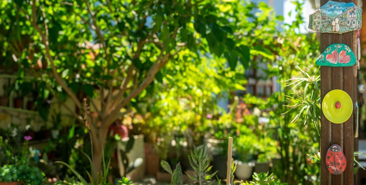 Flores Hotel Алачати Экстерьер фото
