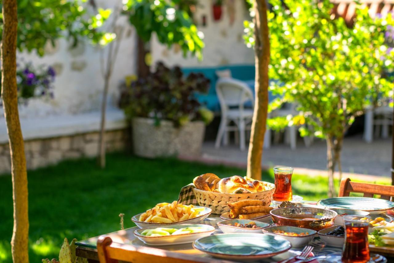 Flores Hotel Алачати Экстерьер фото