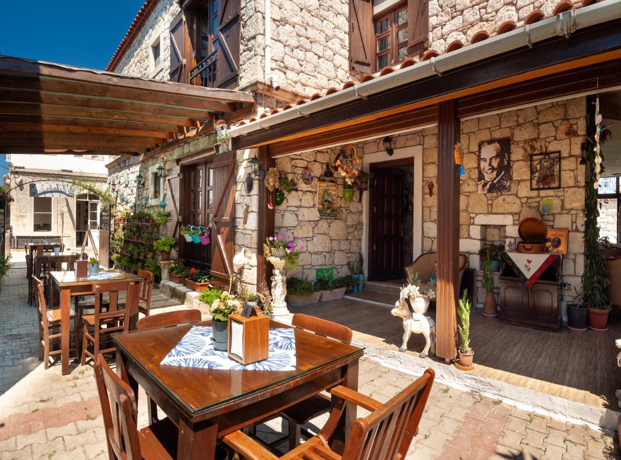 Flores Hotel Алачати Экстерьер фото