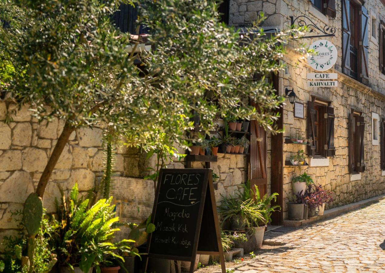 Flores Hotel Алачати Экстерьер фото