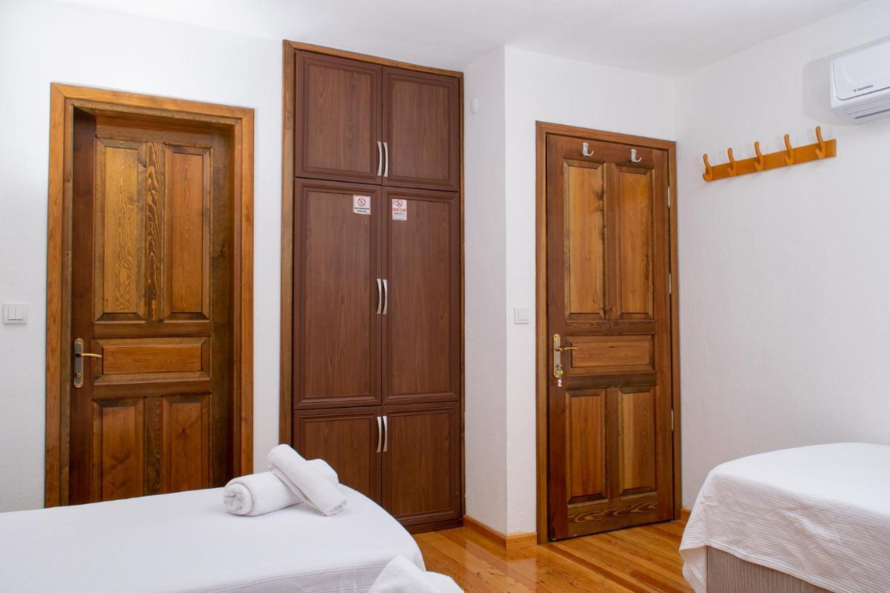 Flores Hotel Алачати Экстерьер фото