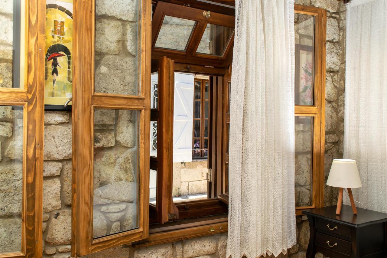 Flores Hotel Алачати Экстерьер фото