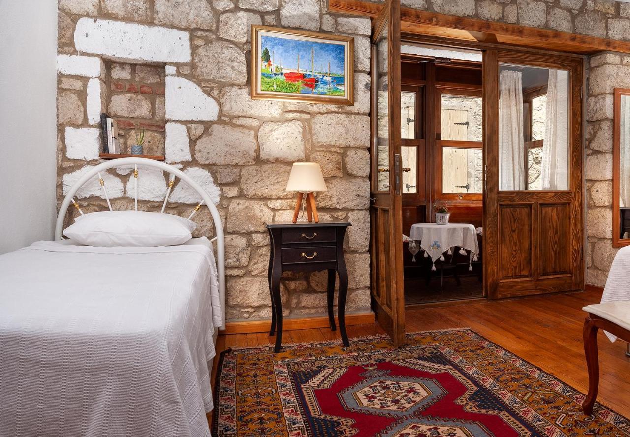 Flores Hotel Алачати Экстерьер фото