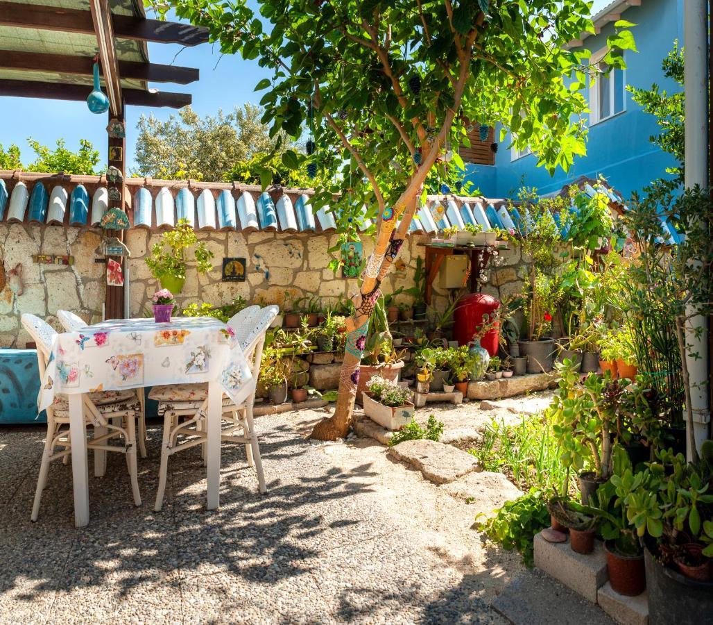 Flores Hotel Алачати Экстерьер фото